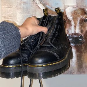 Womens Dr. Martens Sinclair Platform Boot - Black